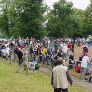 2002 DM Feld